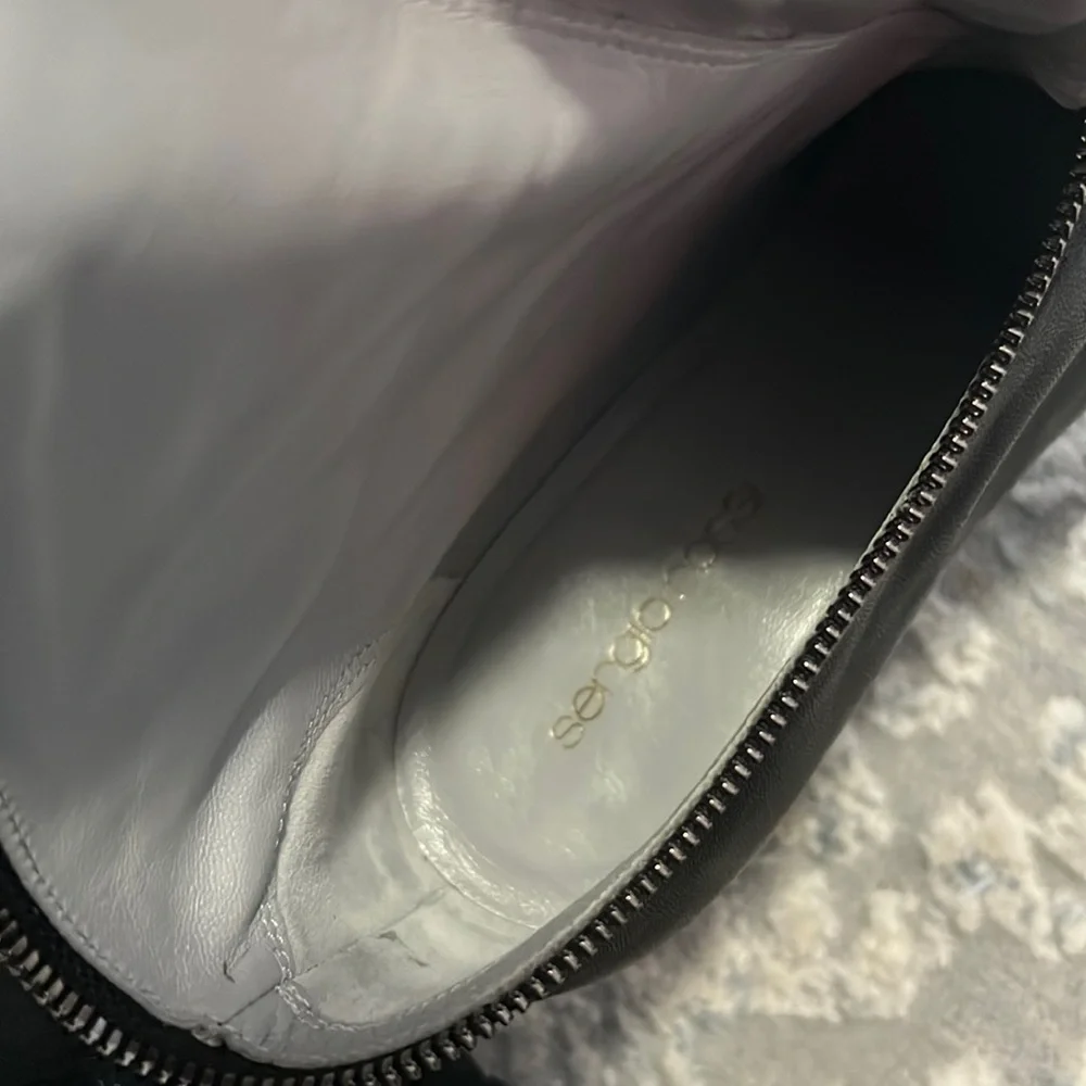 Sergio Rossi Zipper Black Leather Booties - Picture 11 of 11